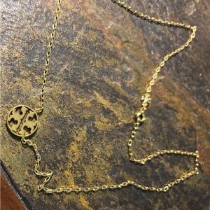 Tory Burch Women's 18kt Gold Plated Brass Logo-Charm Necklace